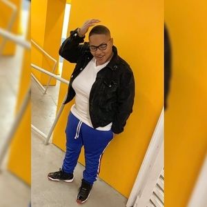 Meet your Posher, West